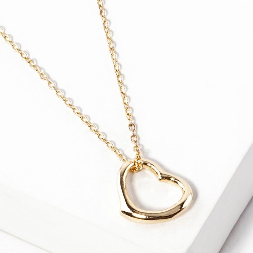 Gold Heart Pendant Necklace Chain Metal Casual Simple Dainty Jewelry
